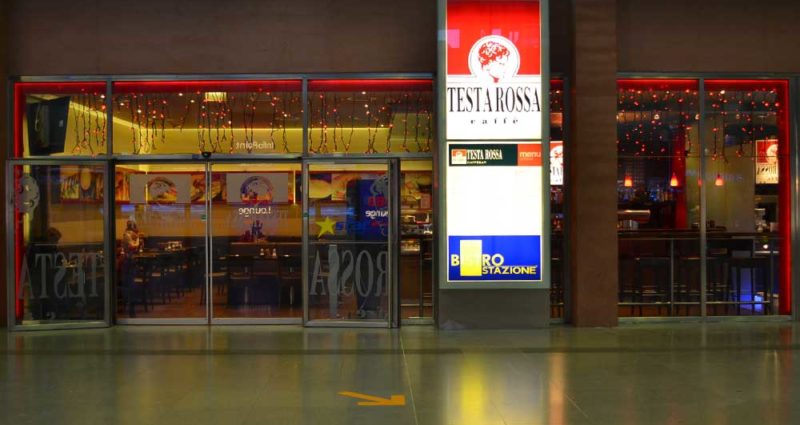 testarossa-innsbruck-hauptbahnhof